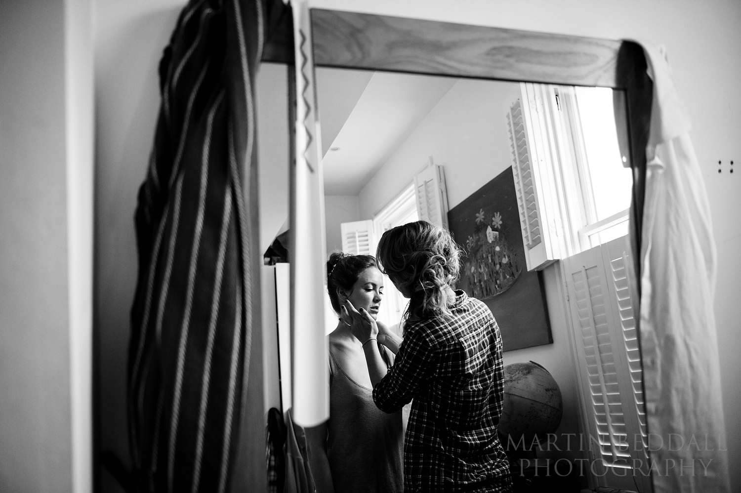 Mirror reflection