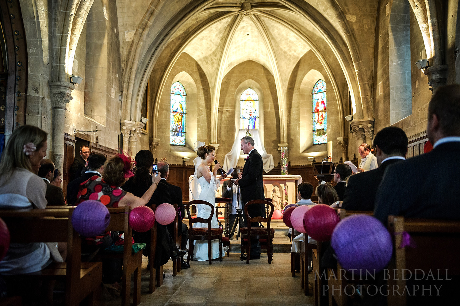 Wedding ceremony at Notre Dame de Ménestreau-en-Villette