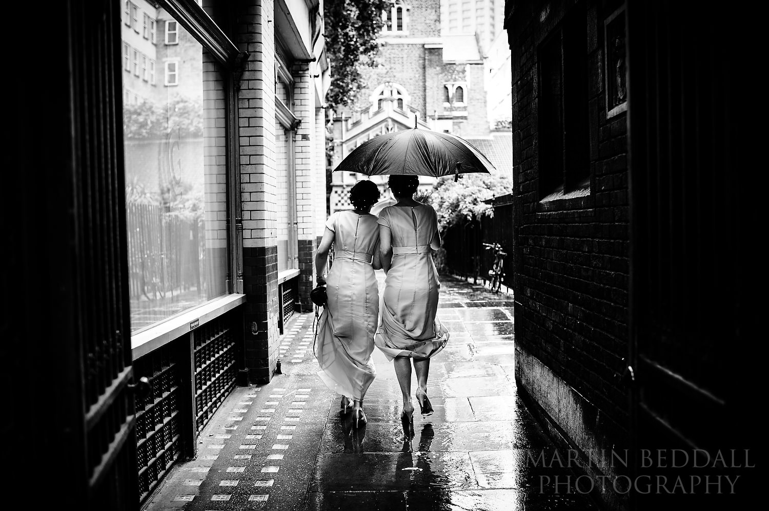 Bridesmaids in the rain