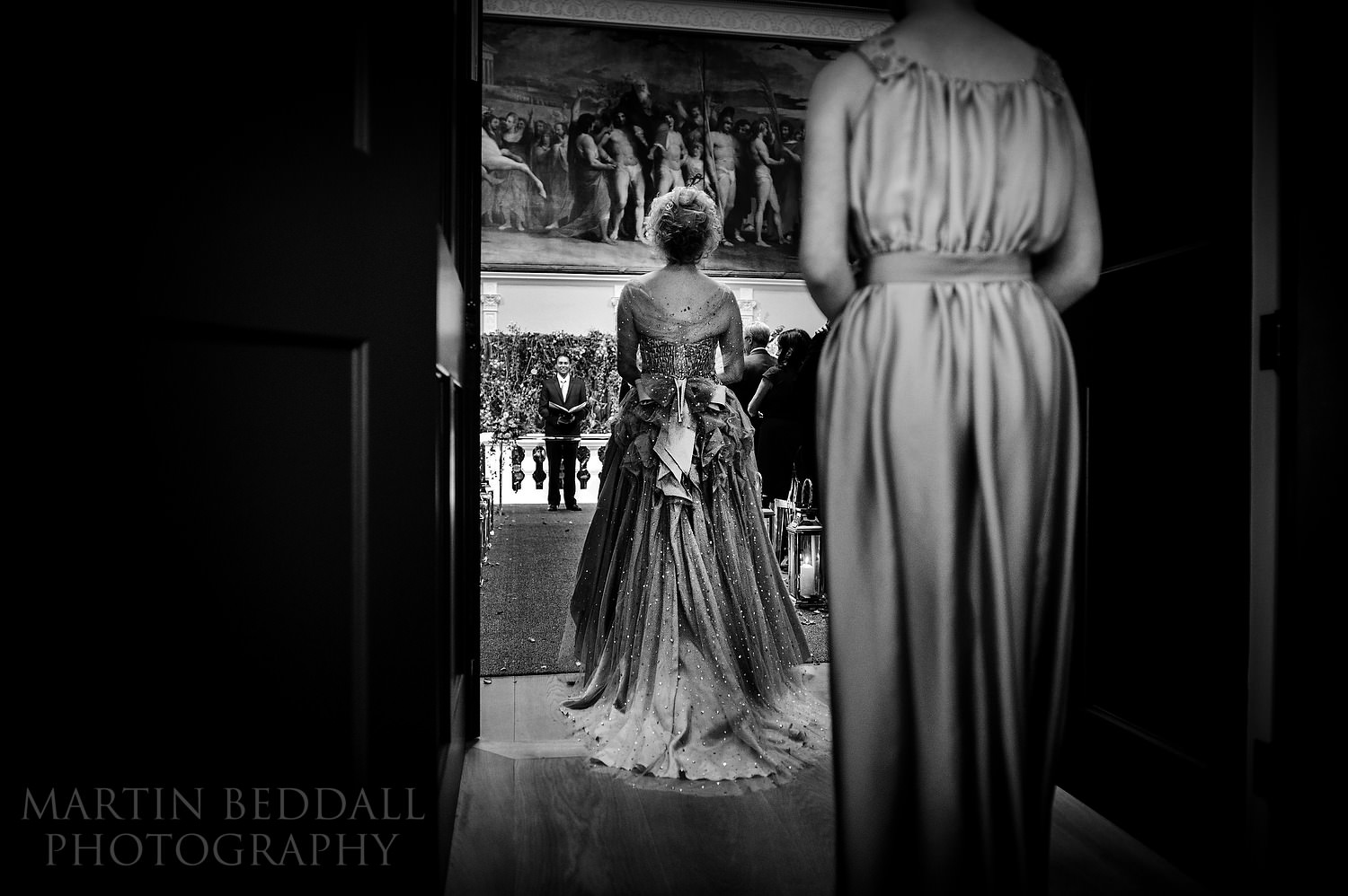 Bride enetrs The Great Room at Royal Society of Arts wedding