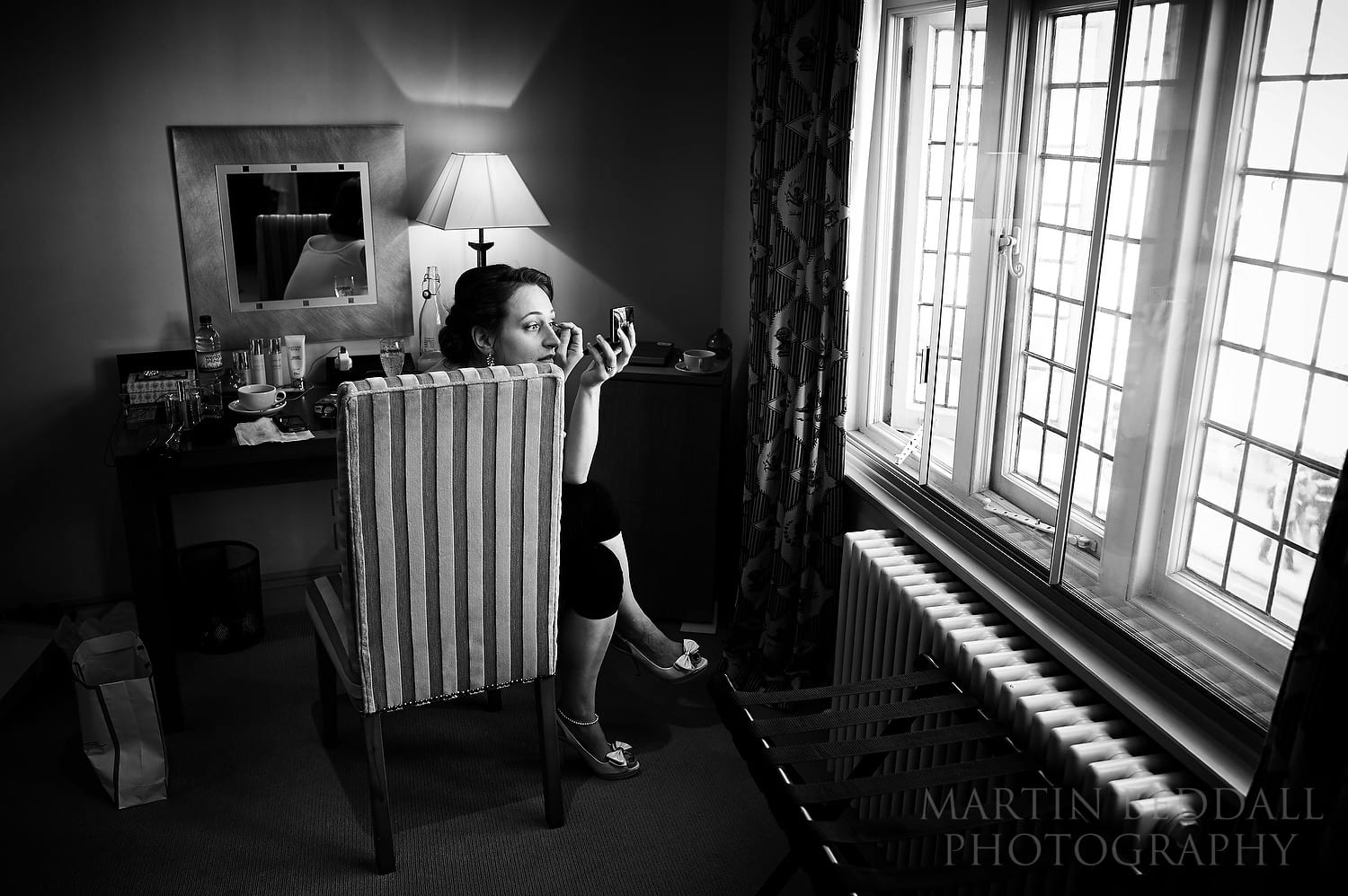 Bride getting ready at The Old Bank hotel in Oxford