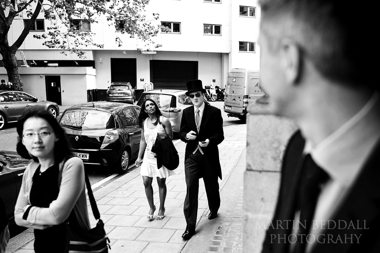 Wedding guests start to arive at The Lansdowne Club