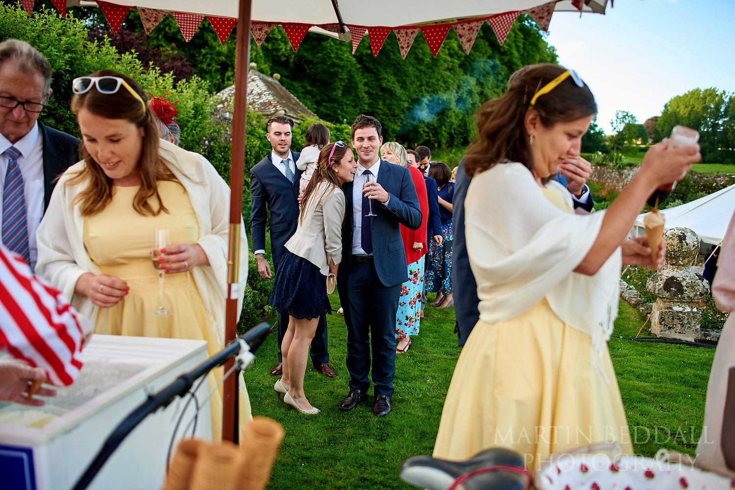 Ice cream after dinner at Hatch House wedding