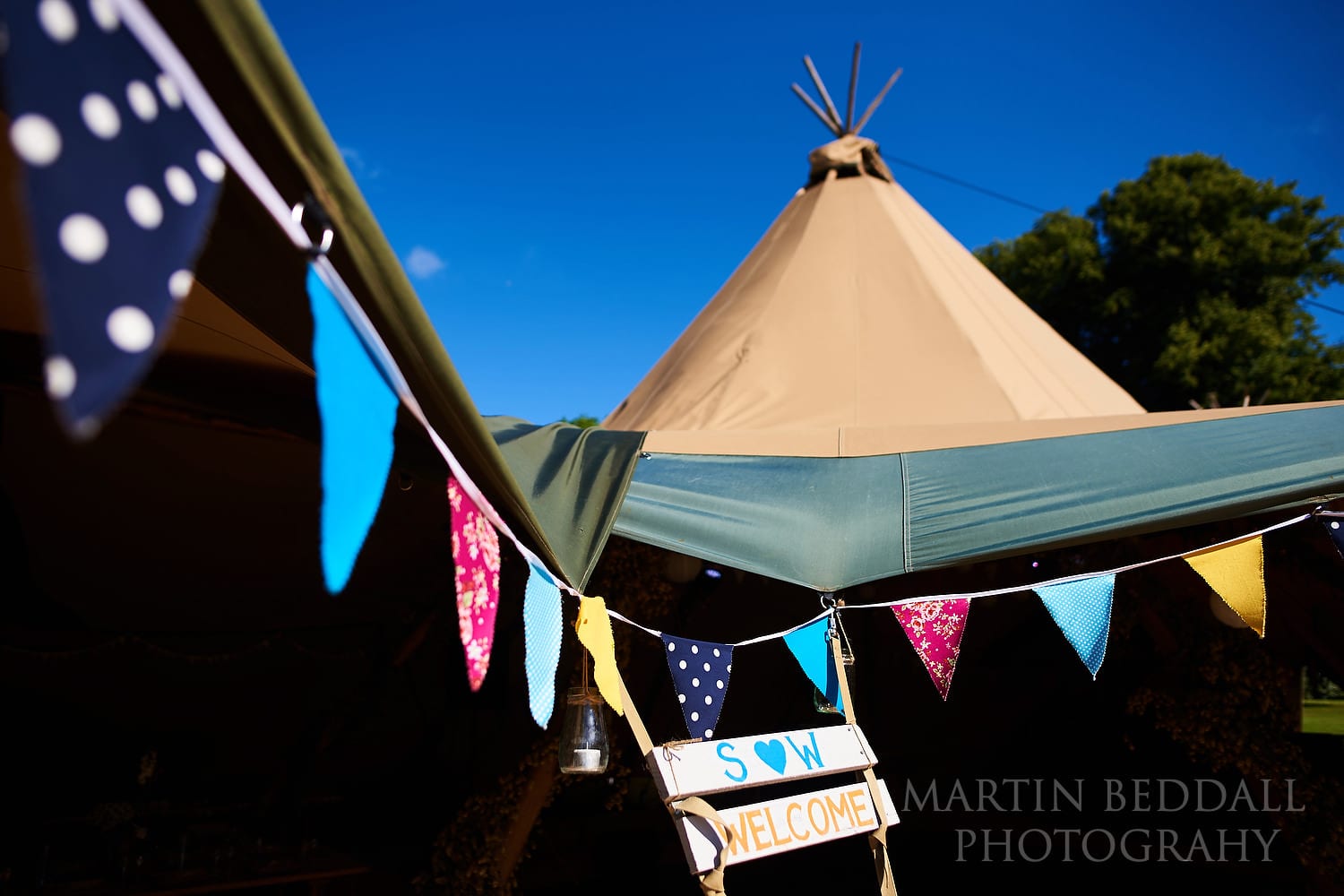Wedding tipi by stunning tents