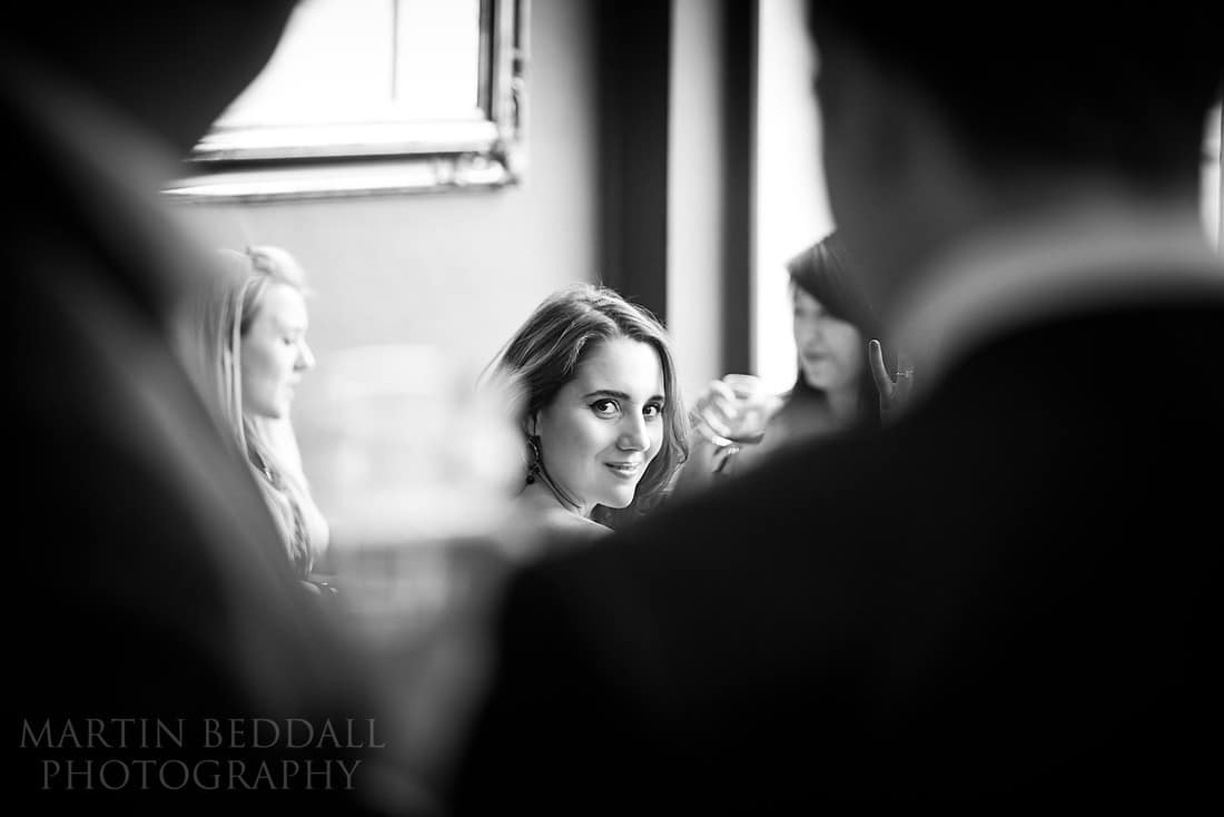 London reportage wedding photography with the Zeiss 100mm ZF.2