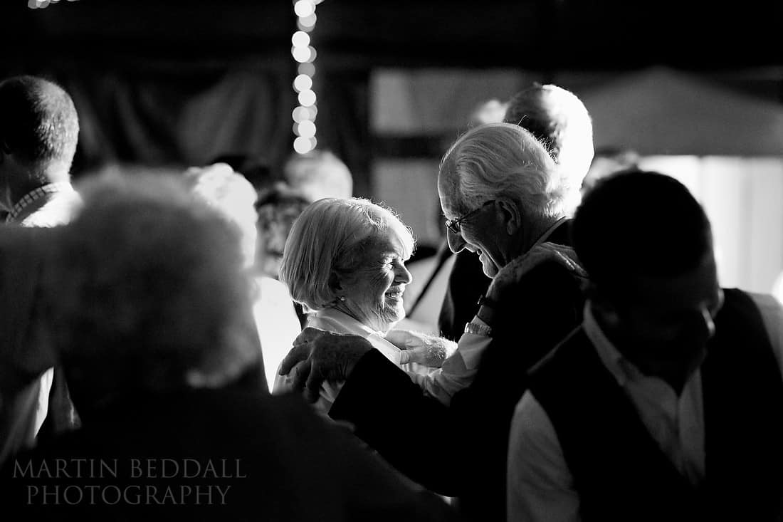 Sussex reportage wedding photography with the Nikon 105mm f1.4 AFS