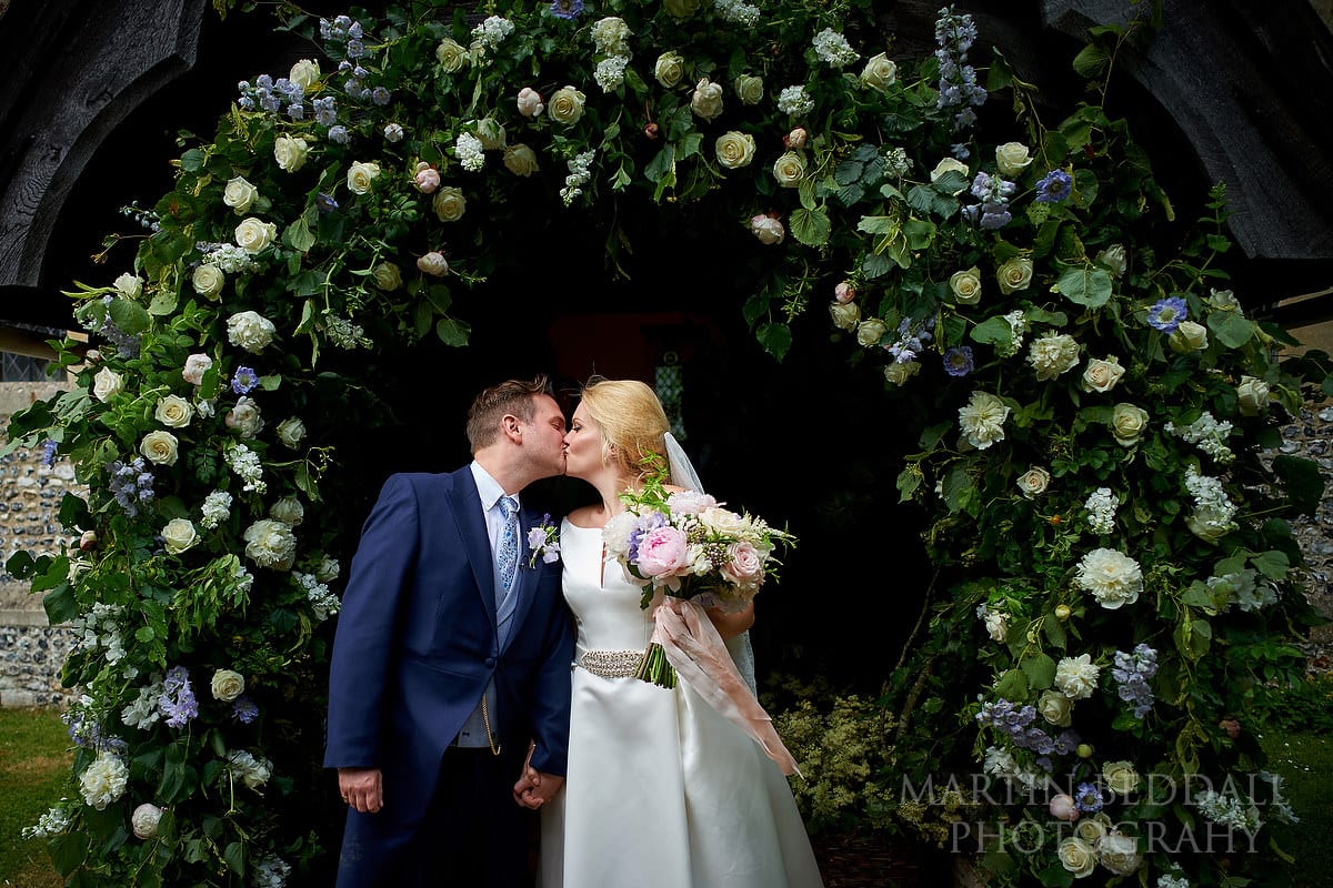 East Horsley wedding kiss