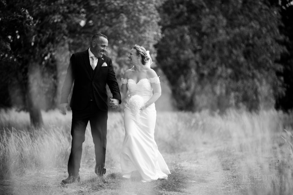 Thatch Barn wedding photography