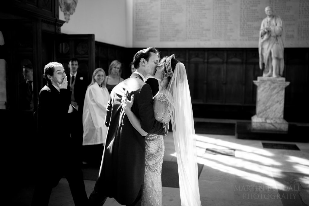 ante-chapel kiss